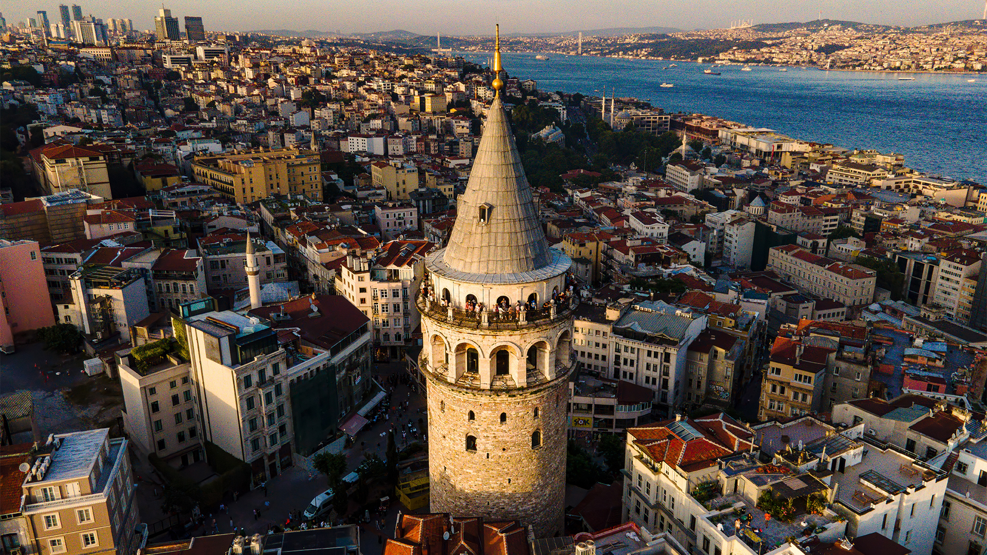 Discover Istanbul on an orientation tour
