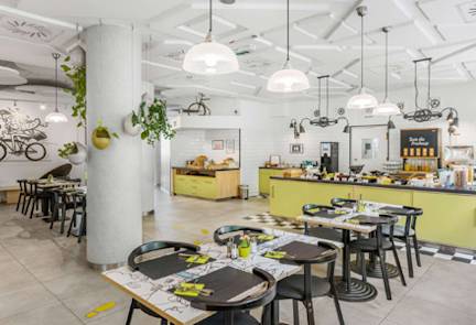 ibis-styles-budapest-city-breakfast-room