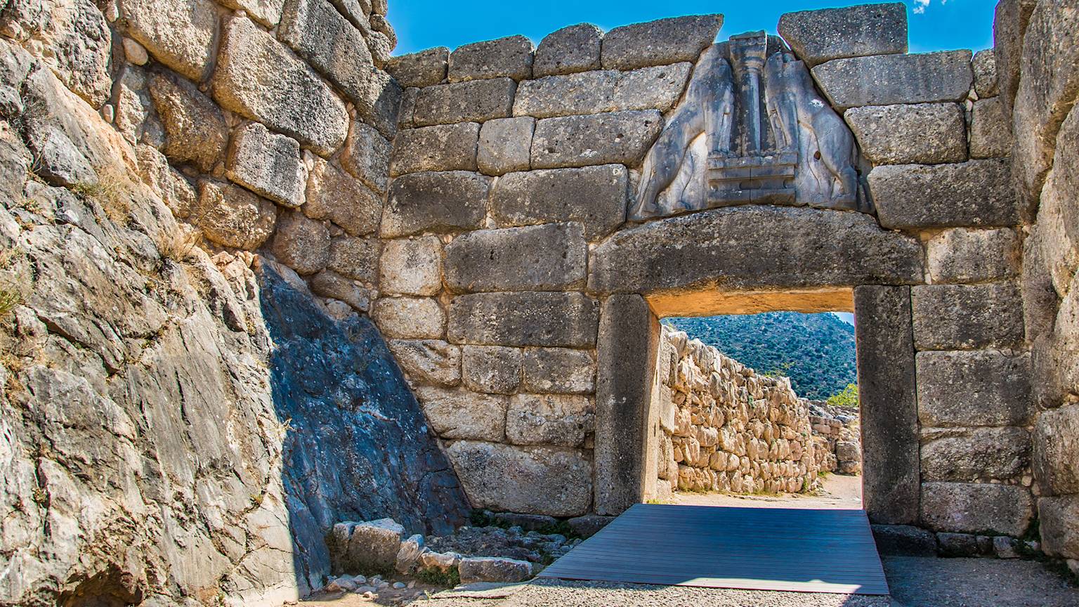lions-gate-entrance-mycenae-greece-swiper-hero-gallery
