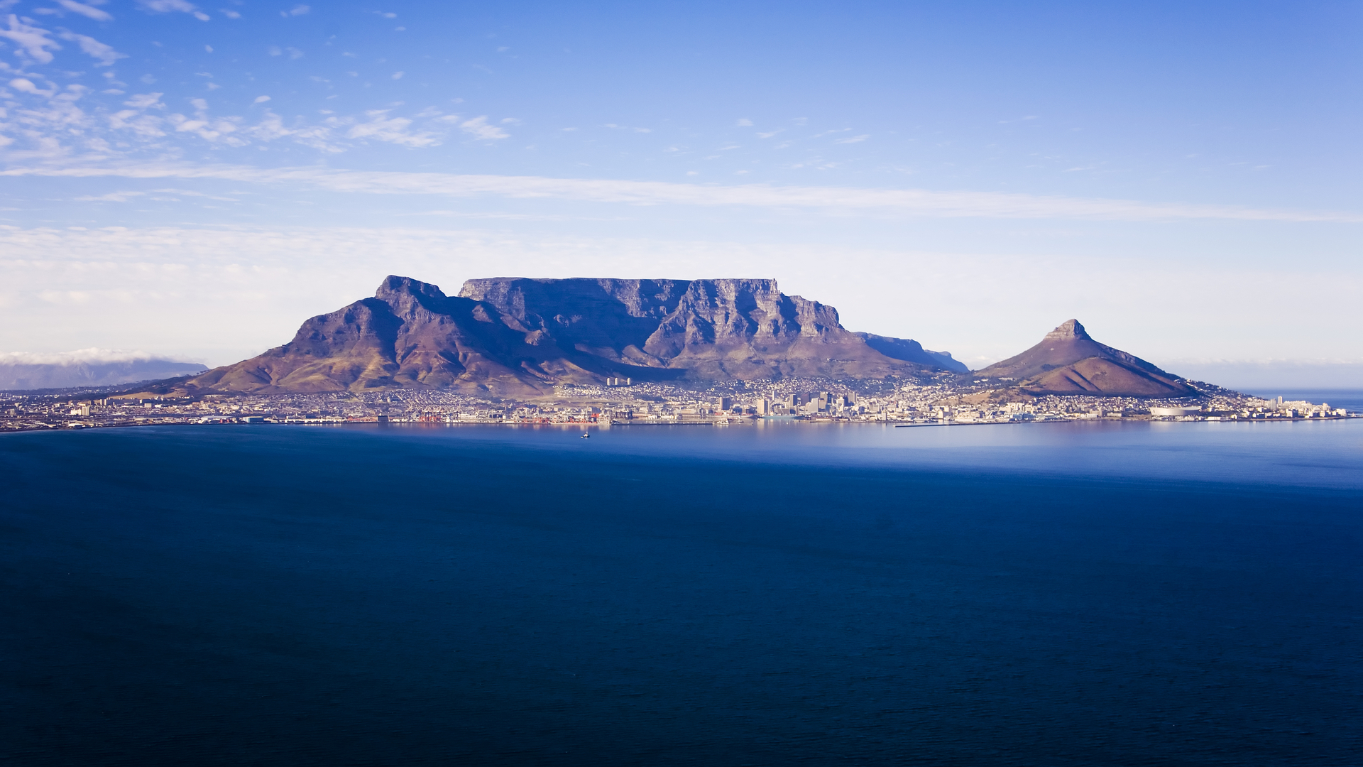 day9-Aerial-view-of-Table-Mountain-Cape-Town-South-Africa