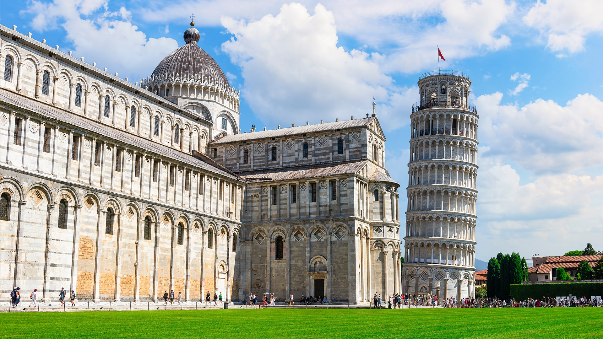 Pisa-leaning-tower-Italy-swiper-hero-gallery