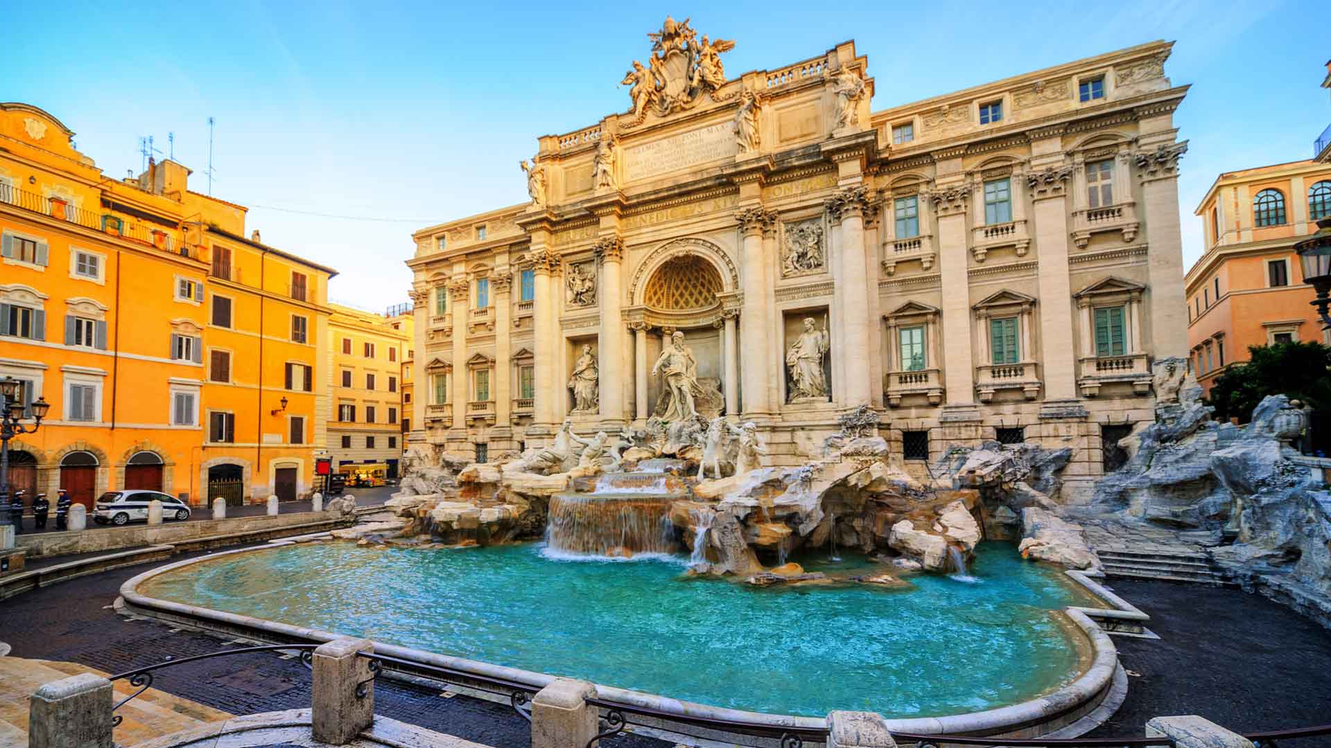 trevi-fountain-rome-italian-delights