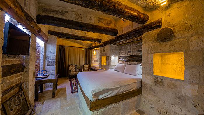 Konak-Bezirhane-Hotel-Cappadocia-cave-room