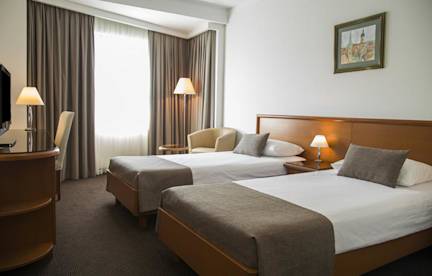 hotel-aristos-twin