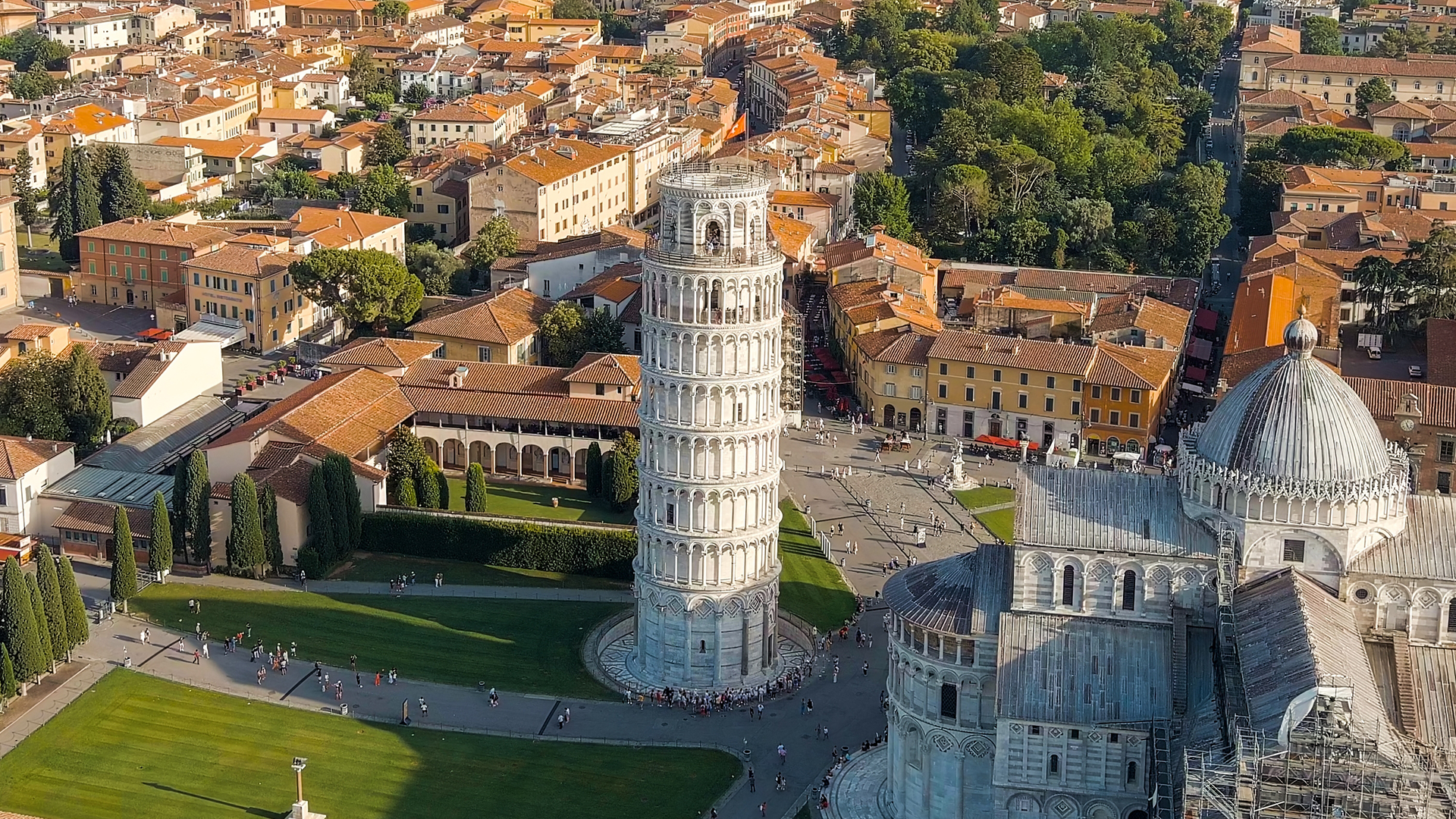 Leaning-Tower-of-Pisa-Italy