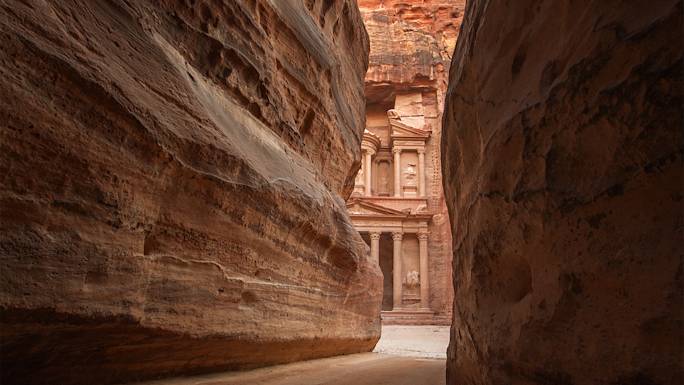 walk-through-the-siq-included-experience