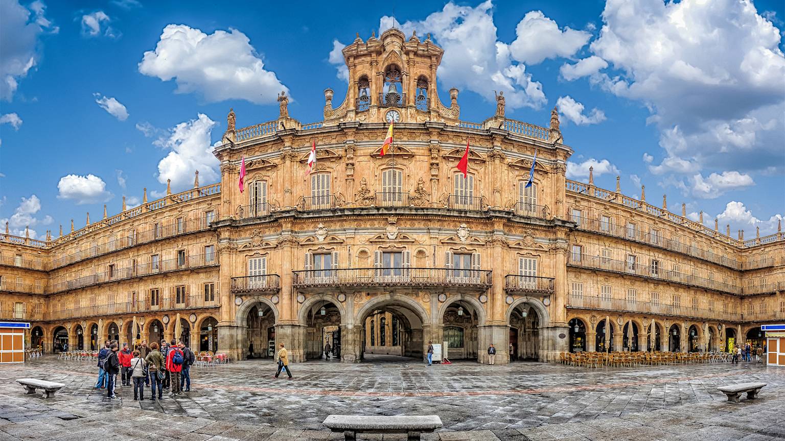 Salamanca-plaza-mayor-spain-swiper-hero-gallery