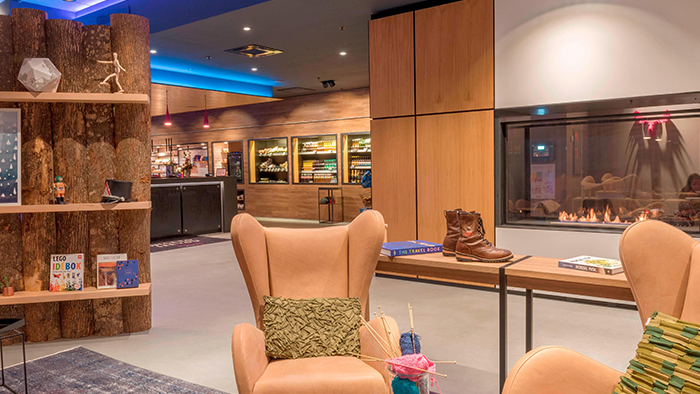 MOXY-Oslo-X-hotel-lobby