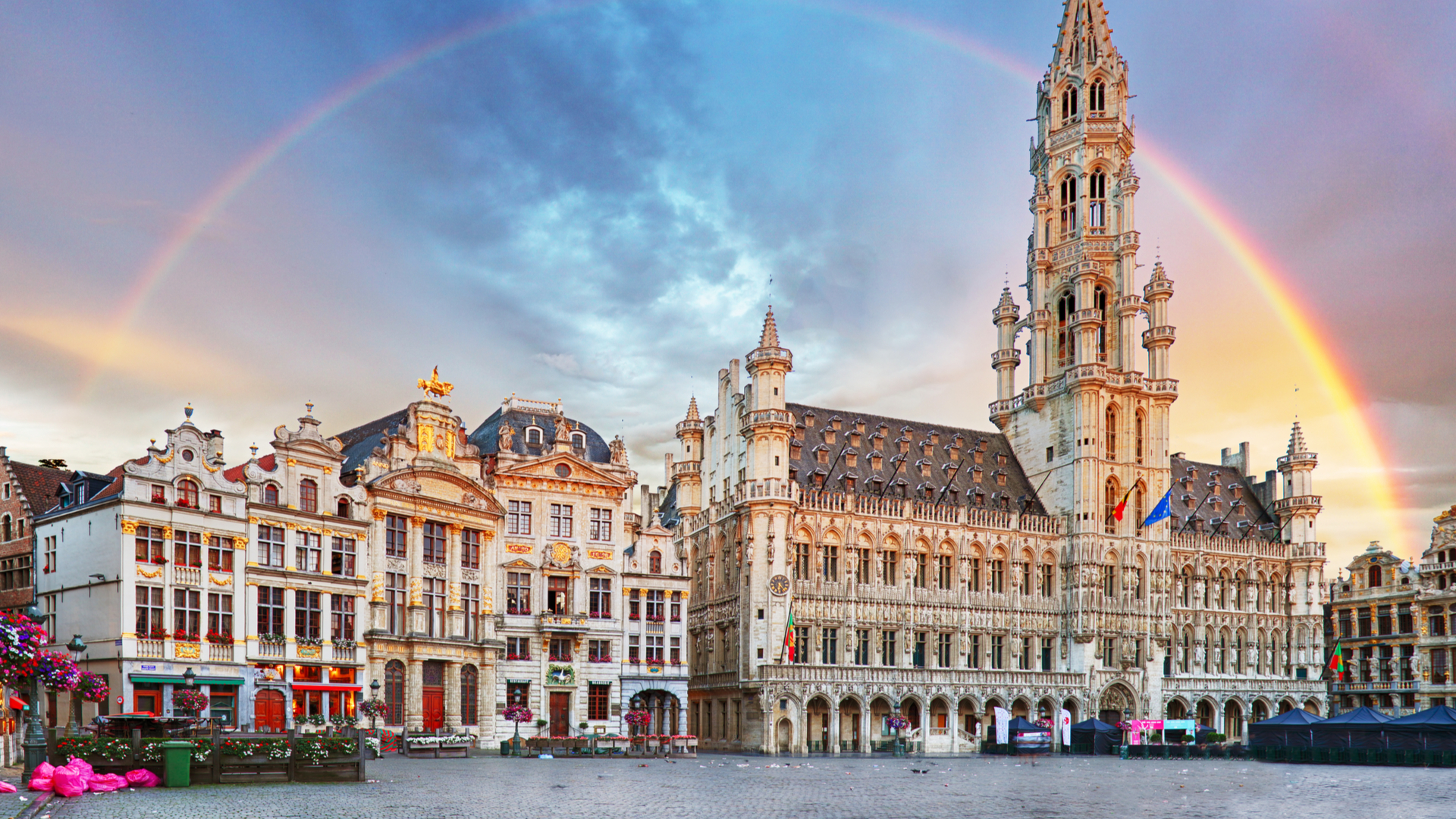 Brussels-rainbow-over-Grand-Place-Belgium