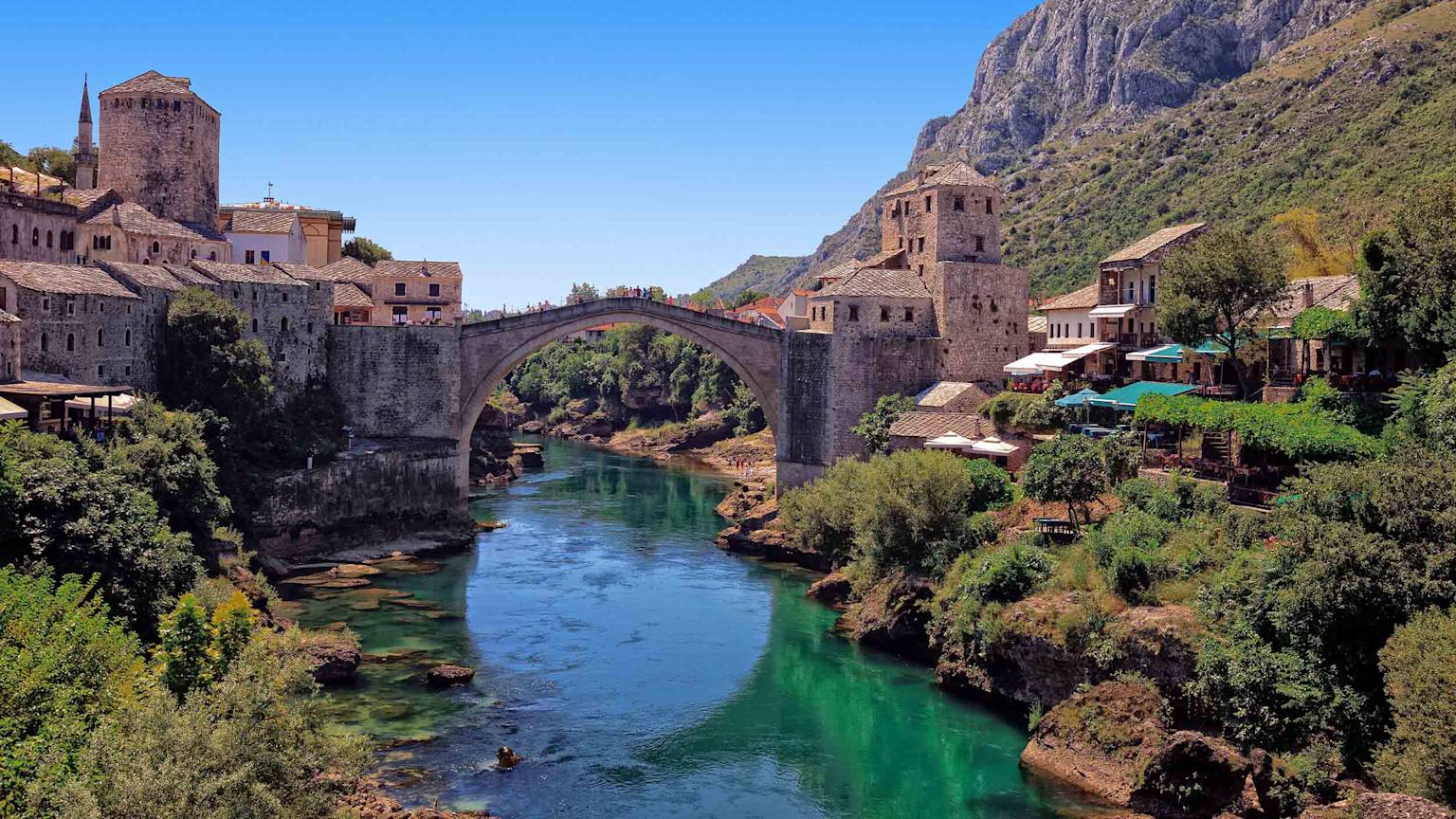 Famous-Old-Bridge-In-Mostar-80960099