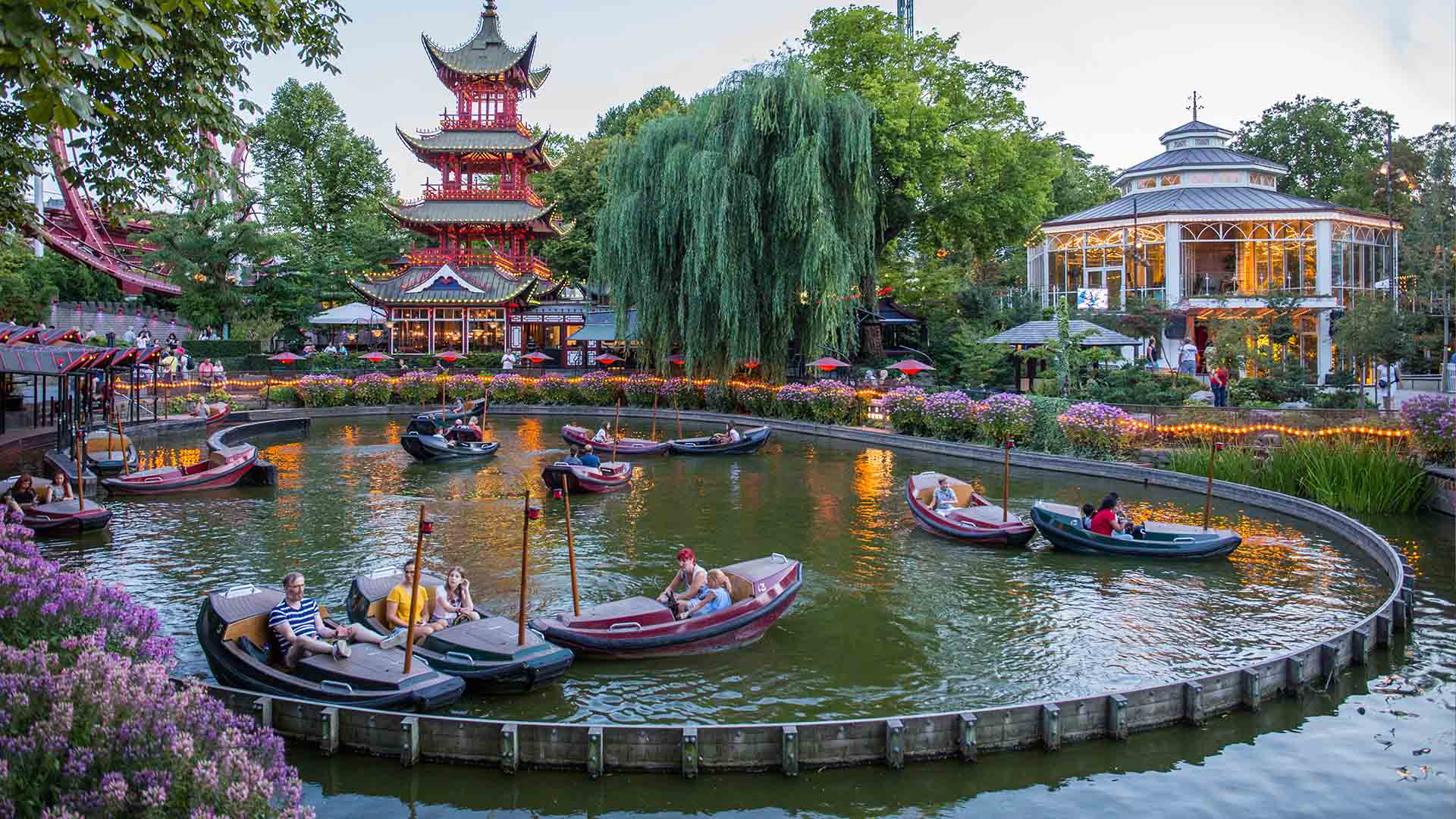 copenhagen-tivoli-gardens-denmark-tour