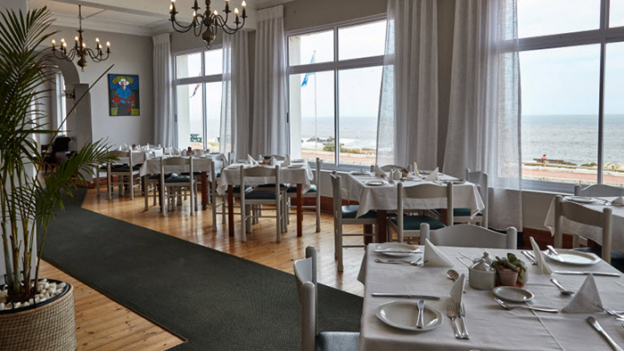 Windsor-Hotel-breakfast-room