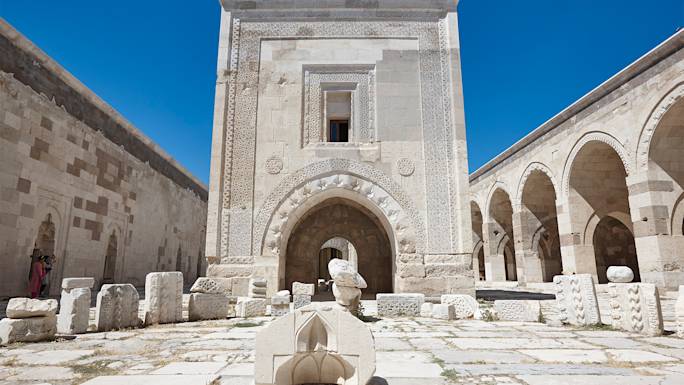 visit-sultanhani-caravanserai-experience