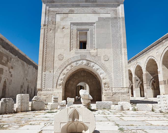 visit-sultanhani-caravanserai-experience