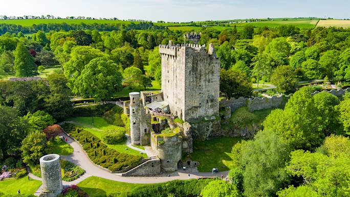 visit-blarney-castle-experience