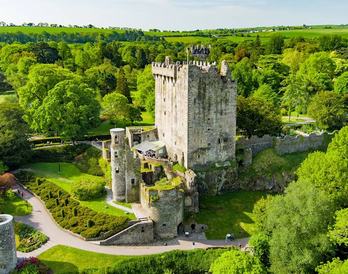 visit-blarney-castle-experience