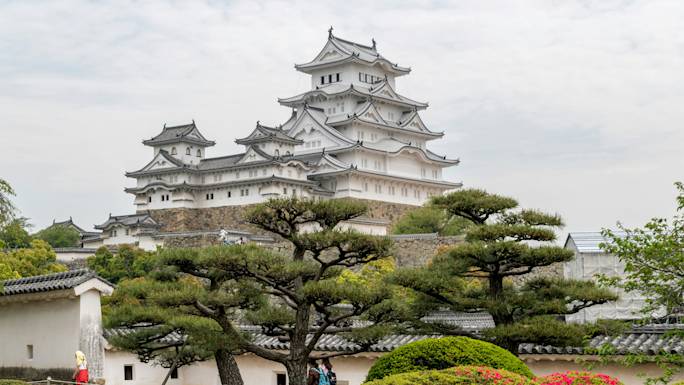 visit-the-himeji-castle-experience