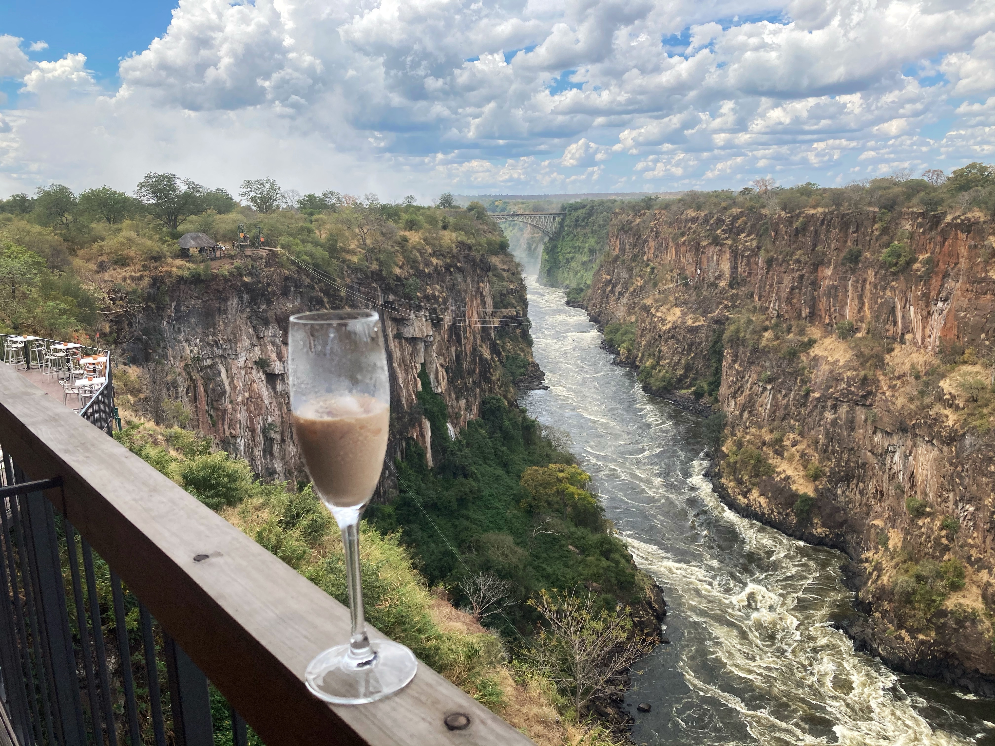 lookout-cafe-view-instagram-_expatexplore