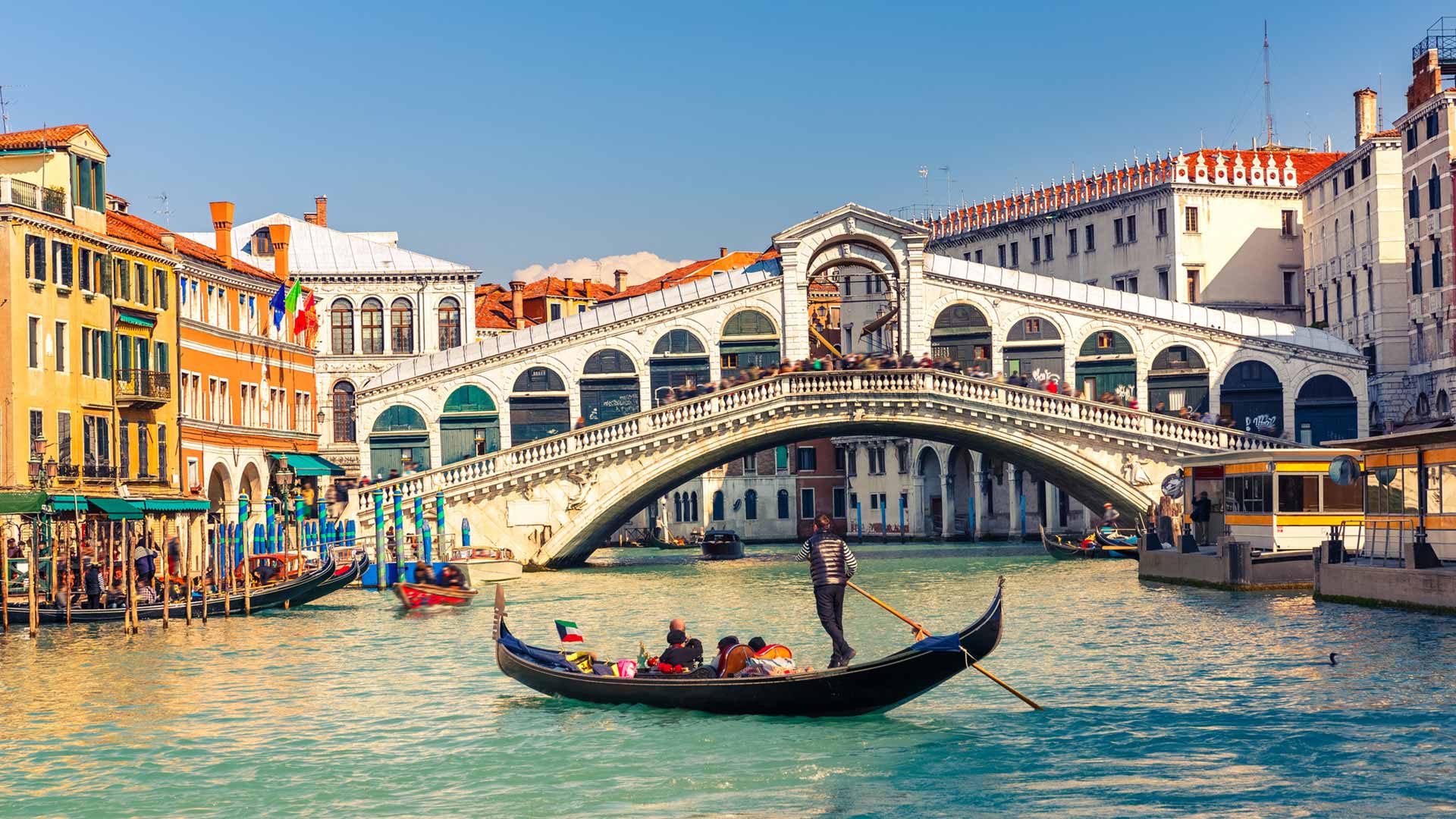 day-12-venice-rialto-bridge-gondola-best-of-europe