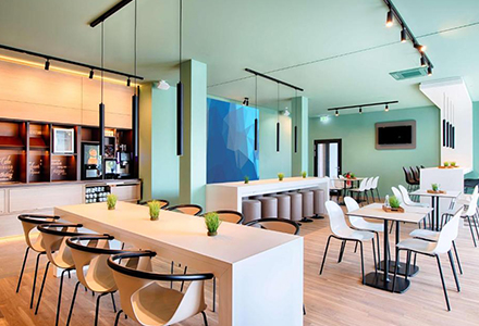 B&B-HOTEL-Wien-St-Marx-breakfastroom