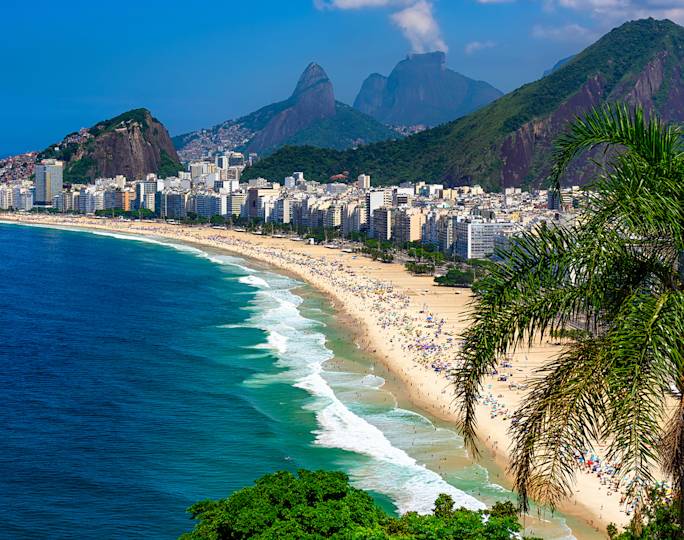 visit-copacabana-beach-experience