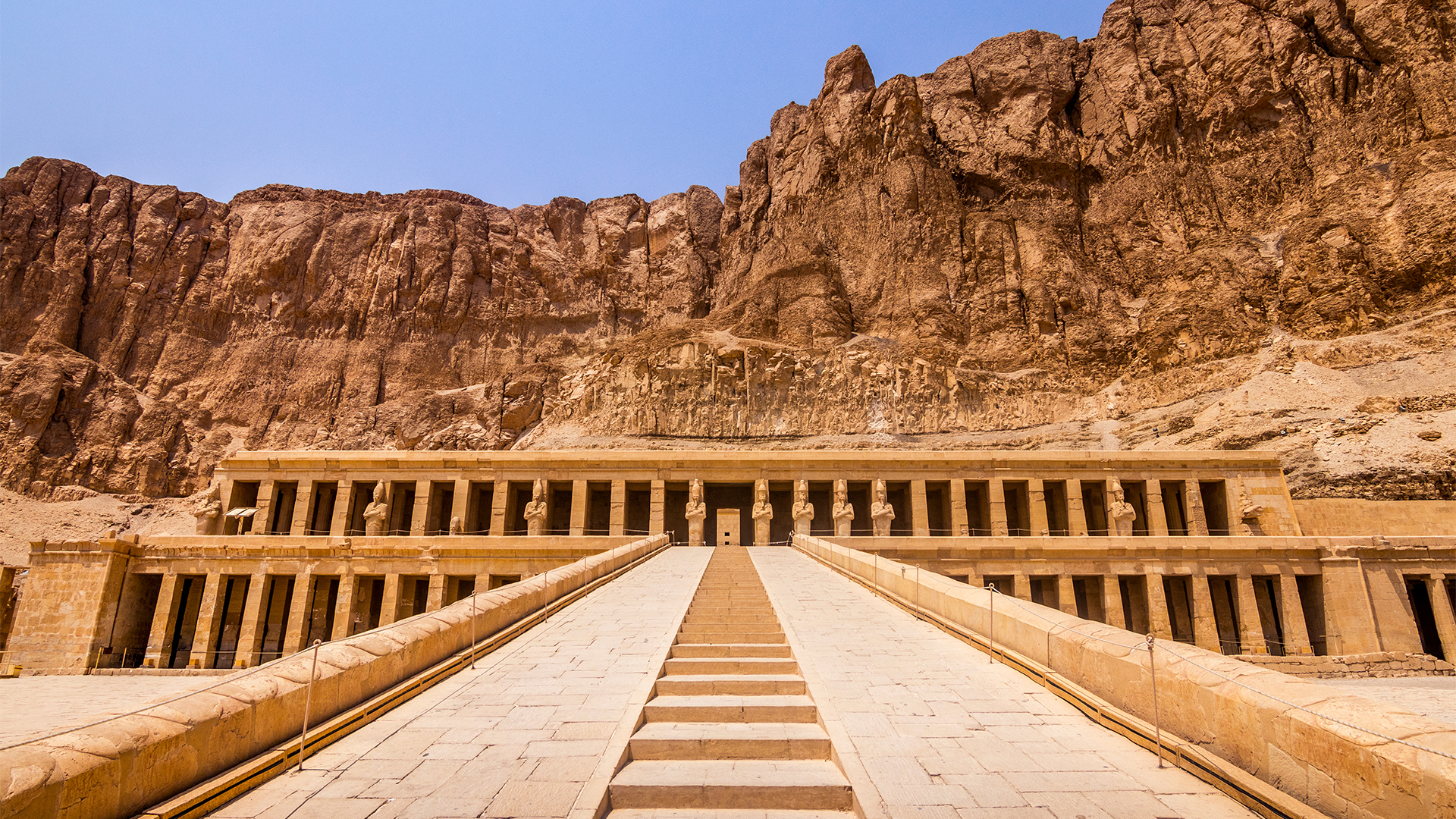temple-of-hatshepsut-main-entrance-stairs-egypt-swiper-hero-gallery