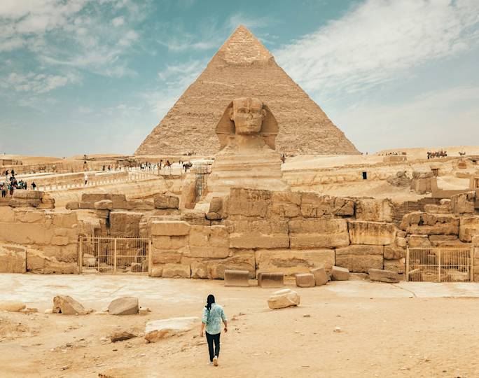 experience-the-great-pyramids-of-giza-and-the-sphinx-experience