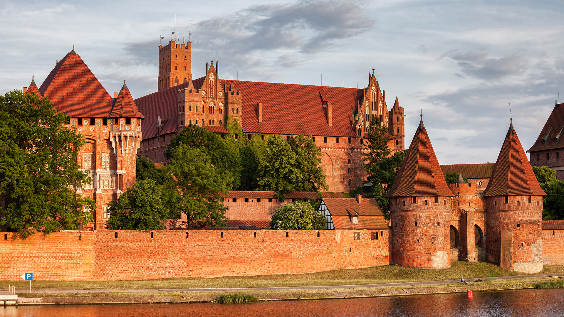 Explore Malbork Castle