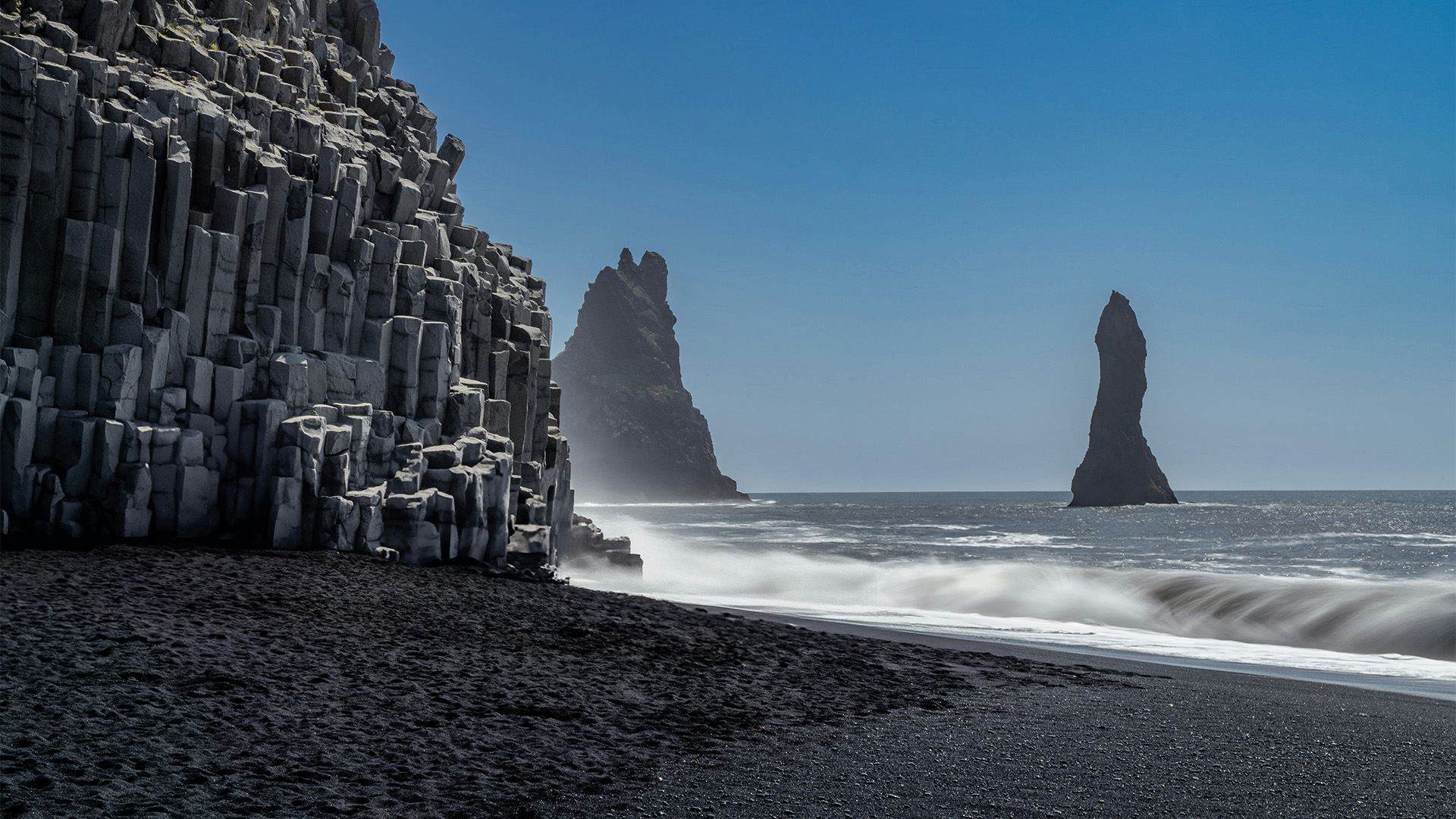 iconic-reynisfjara-beach-iceland