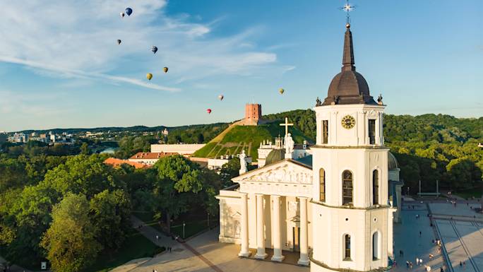 orientation-tour-of-vilnius-experience