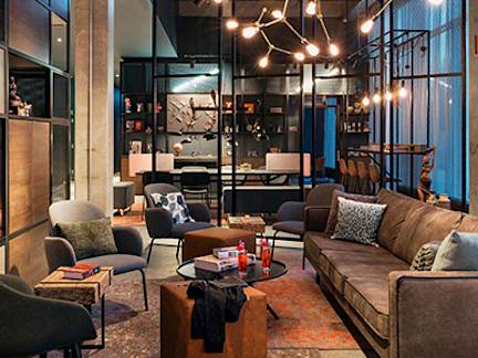 moxy-copenahgen-hotel-lobby