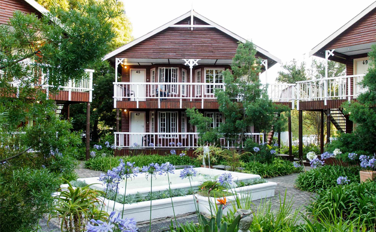 Tsitsikamma-Village-Inn-outside