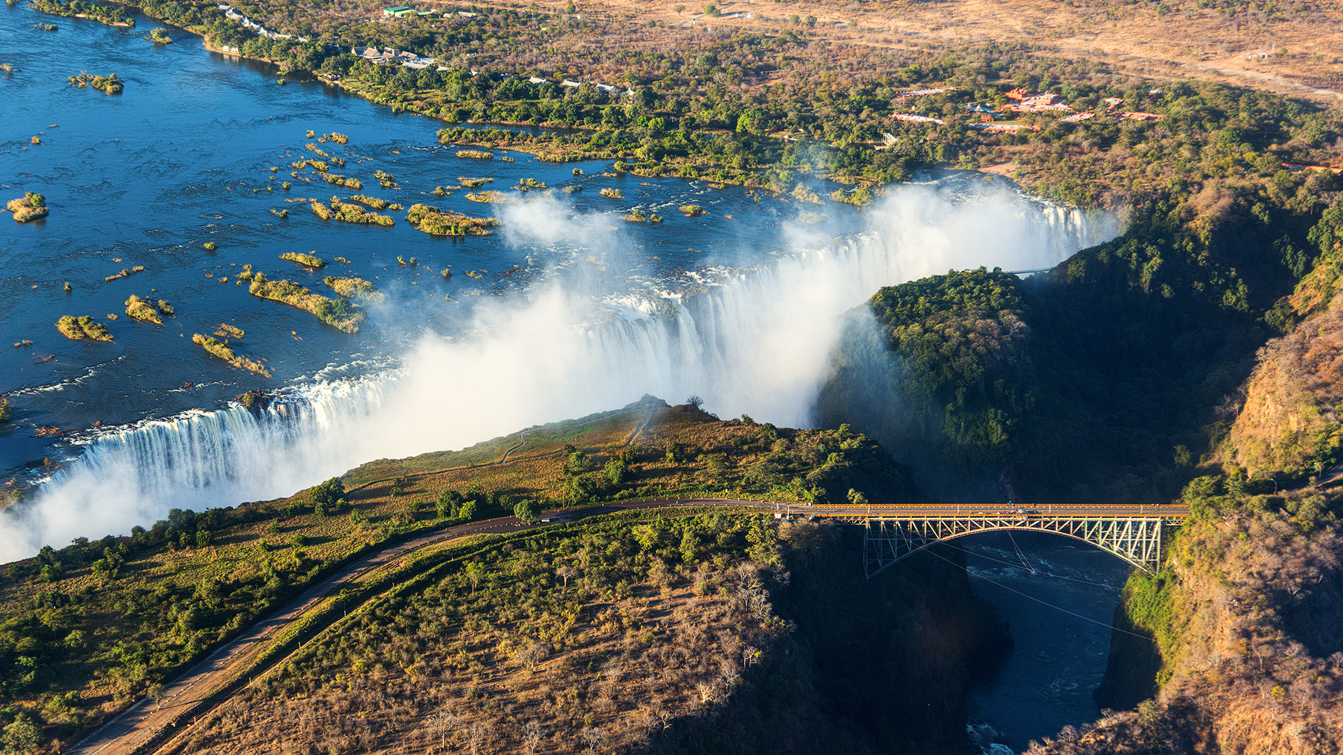 victoria-falls-zimbabwe-water-curtain-swiper-hero-gallery