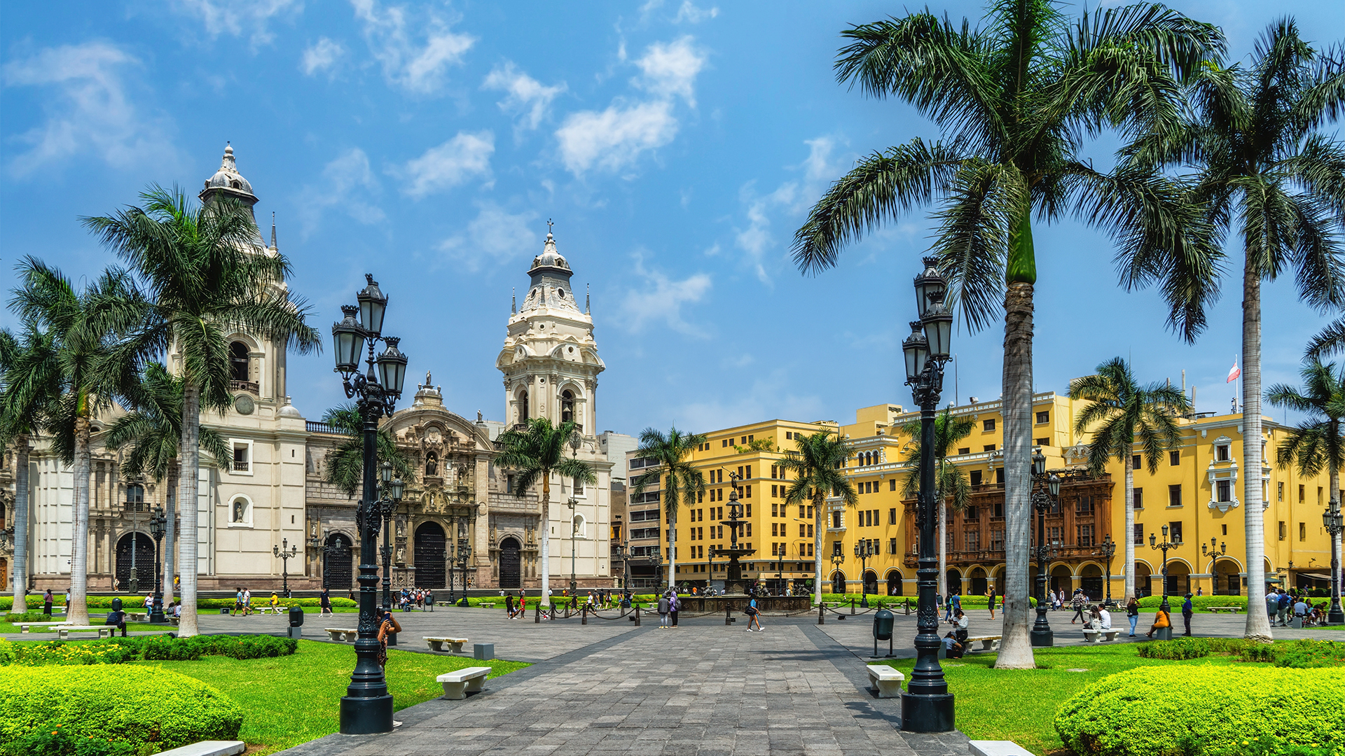 Discover Lima, the capital of Peru, on a guided tour