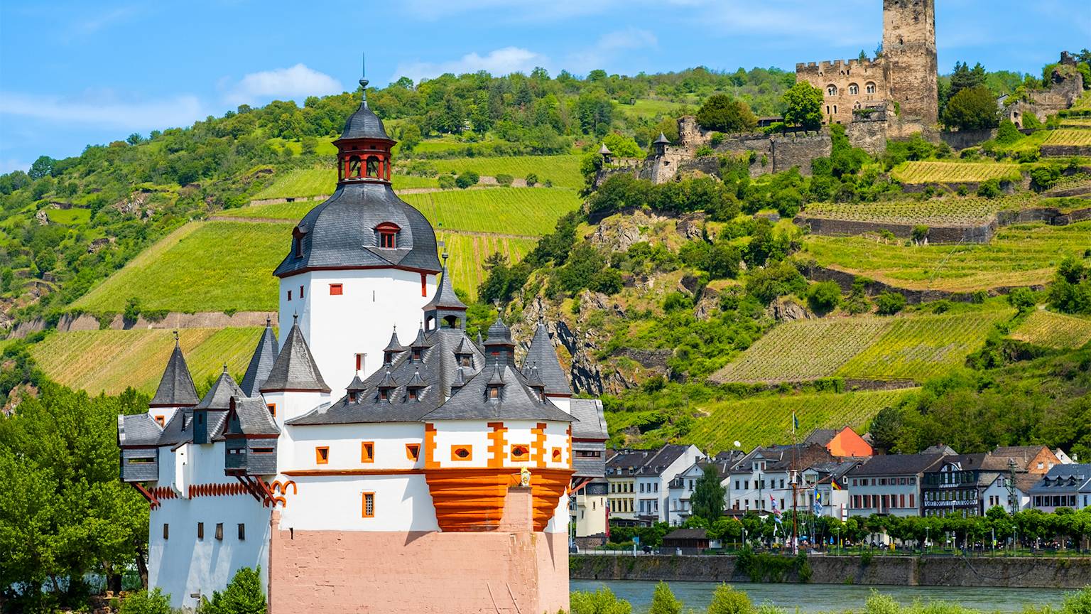 pfalzgrafenstein-castlehine-castle-gutenfels-germany-swiper-hero-gallery