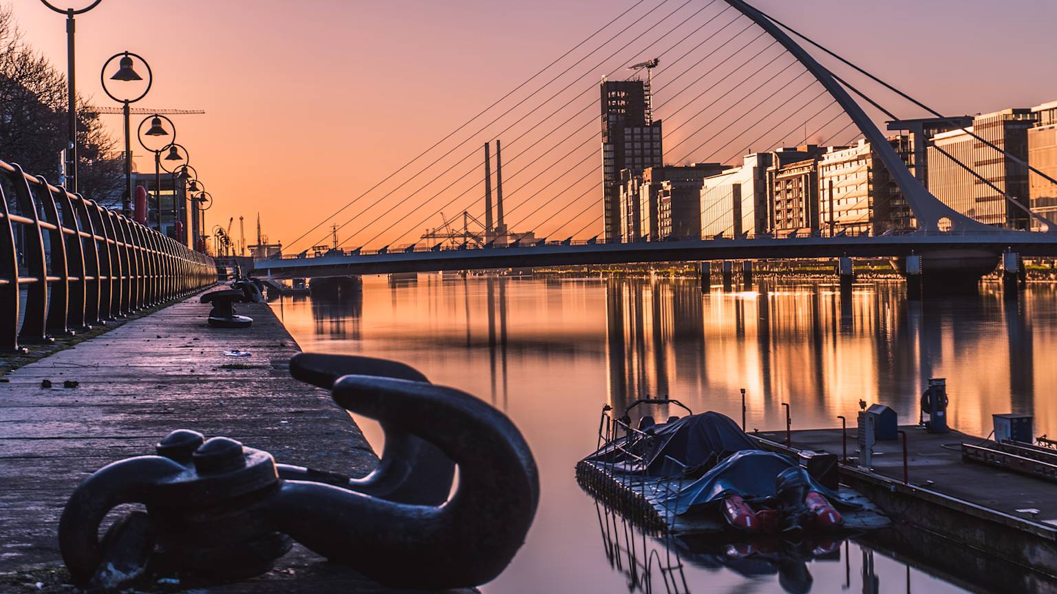 Dublin-Ireland-sunrise-over-water