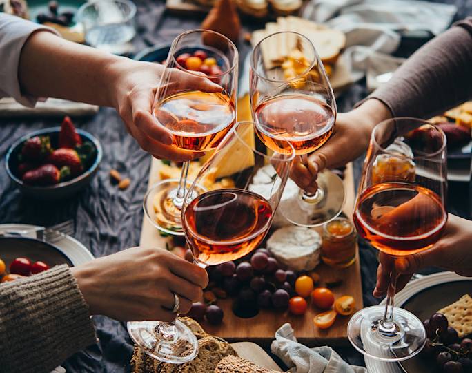 enjoy-a-cheese-and-wine-tasting-in–paarl-experience