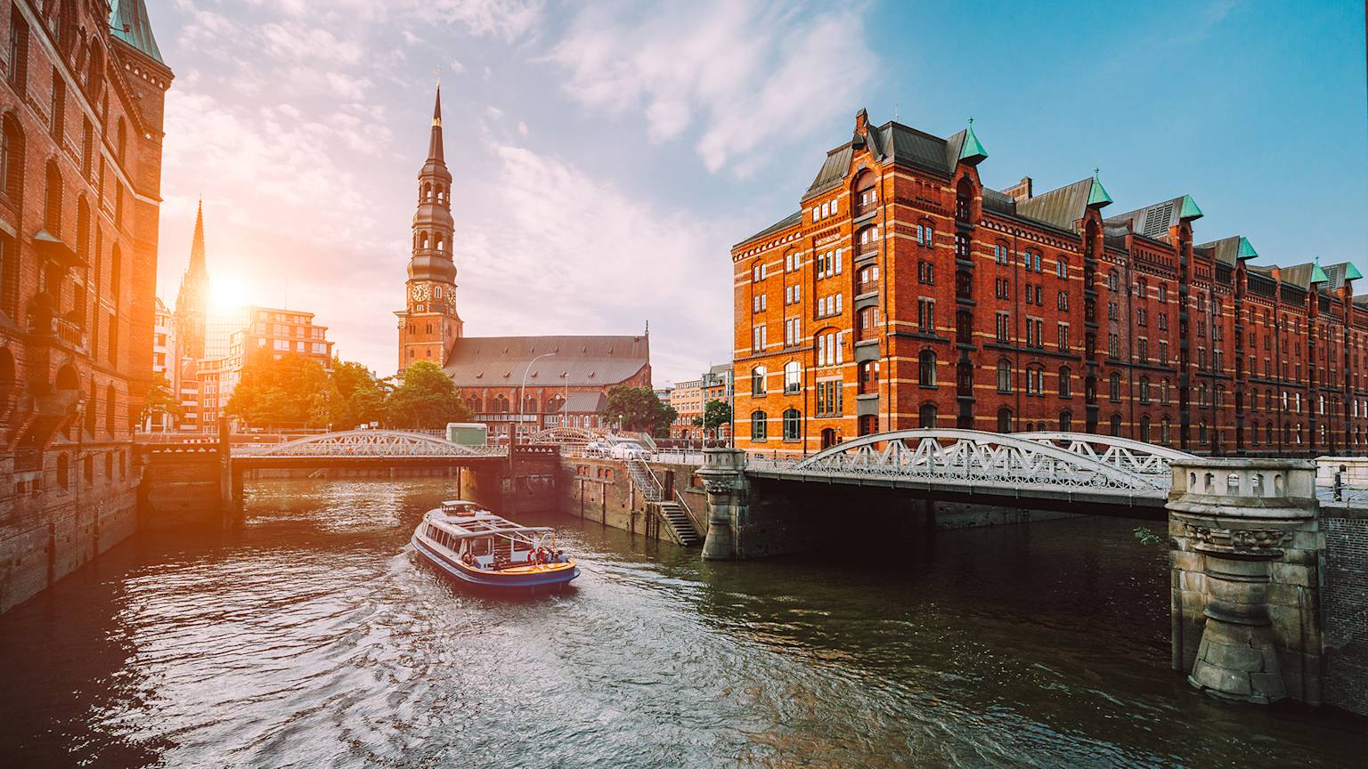 warehouse-district-speicherstadt-hamburg