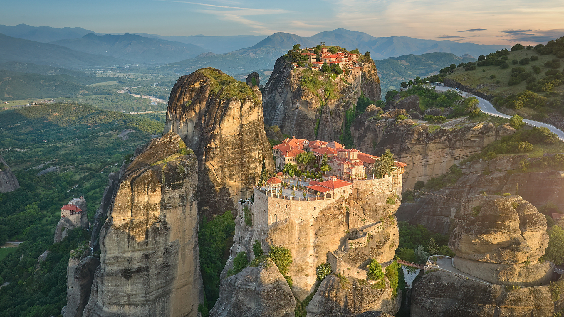 Meteora-monastery-Greece-swiper-hero-gallery