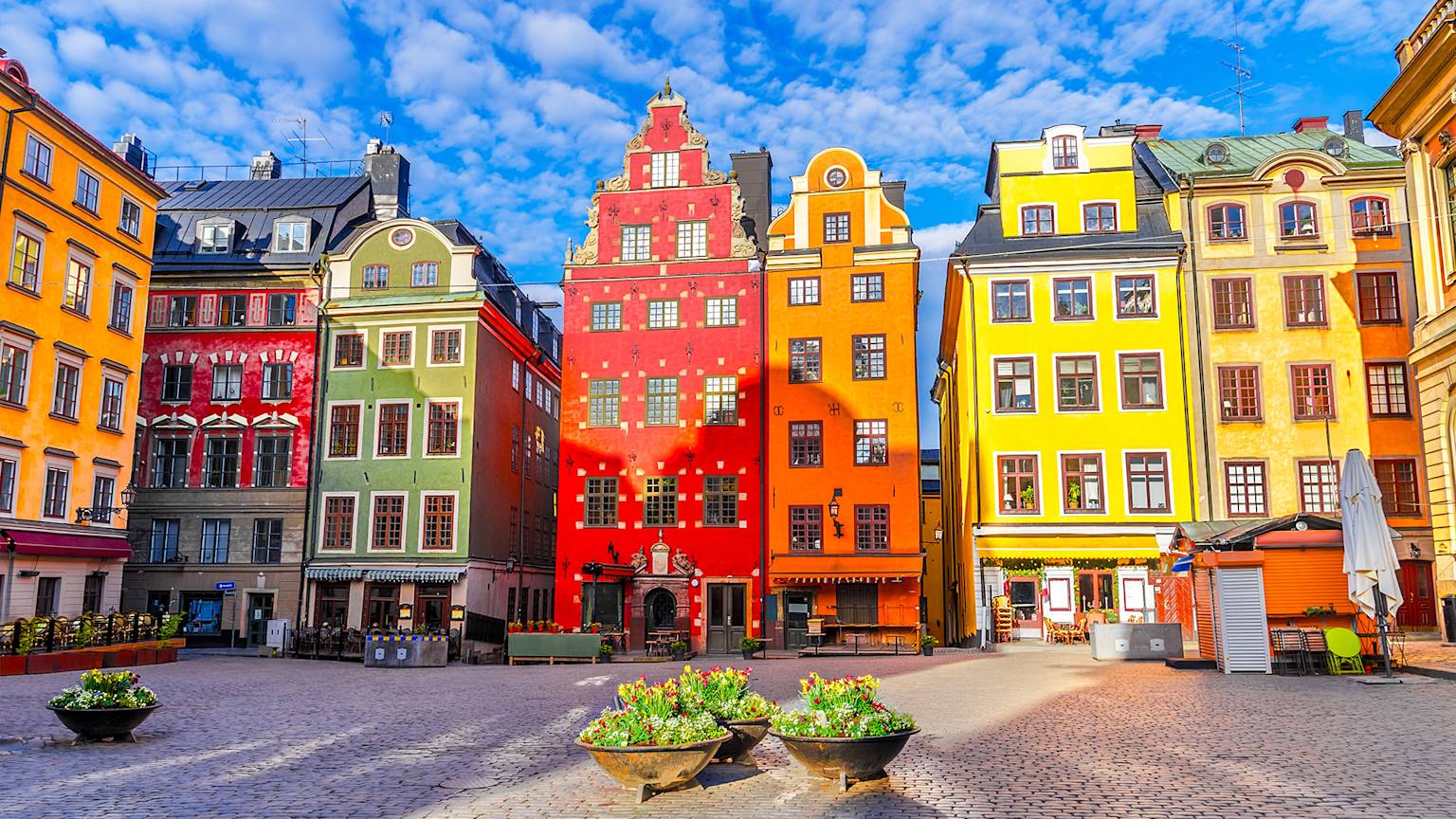 stockholm-sweden-gamla-stan-houses