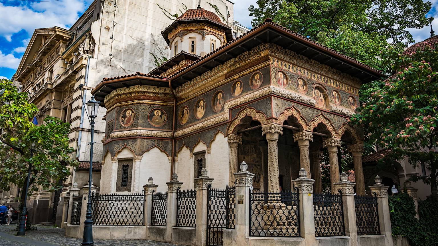 bucharest-romania-stavropoleos-monastery