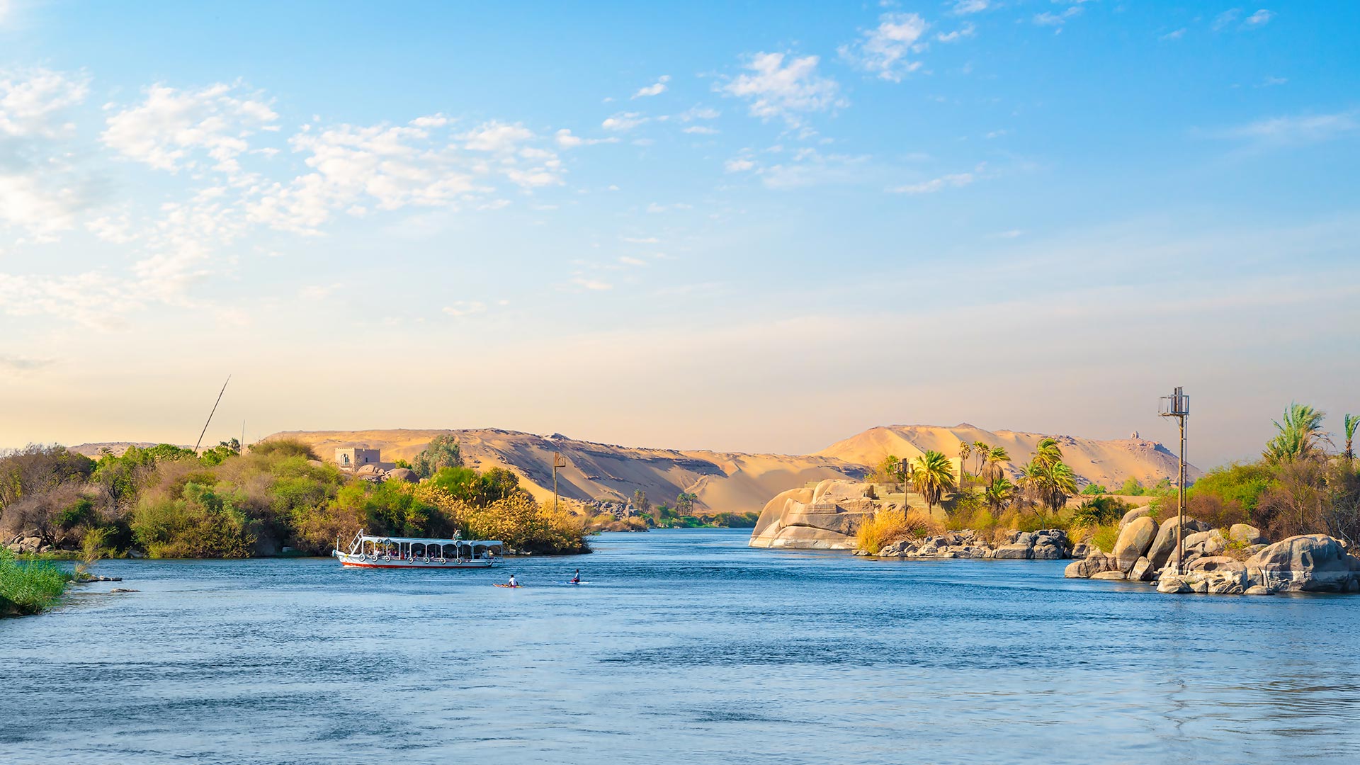 Egypt-Nile-on-River