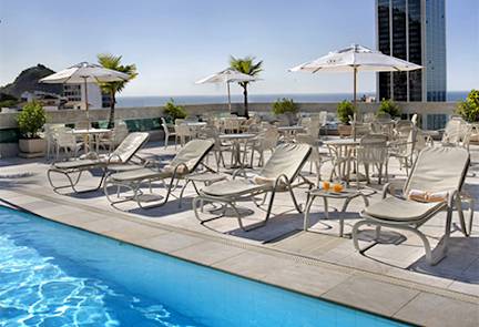 windsor-plaza-copacabana-pool