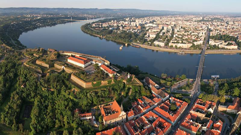 serbia-country-listing-page-petrovaradin-fortress