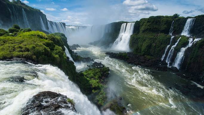 visit-the-iguazu-falls-in-iguacu-national-park-experience