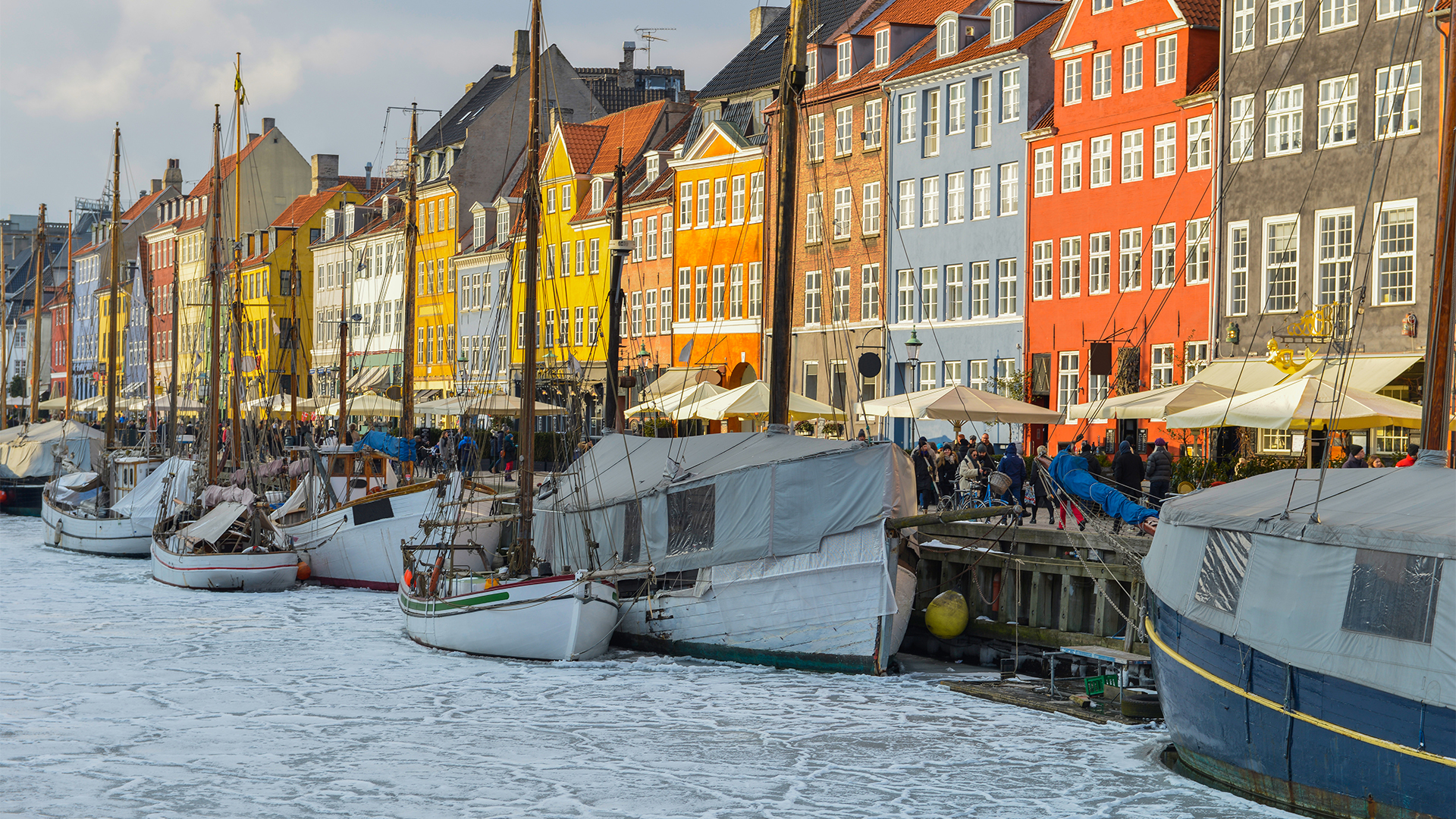 nyhavn-area-copenhagen-denmark-winter-swiper-hero-gallery