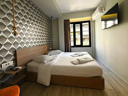 urban-core-residence-hotel-room