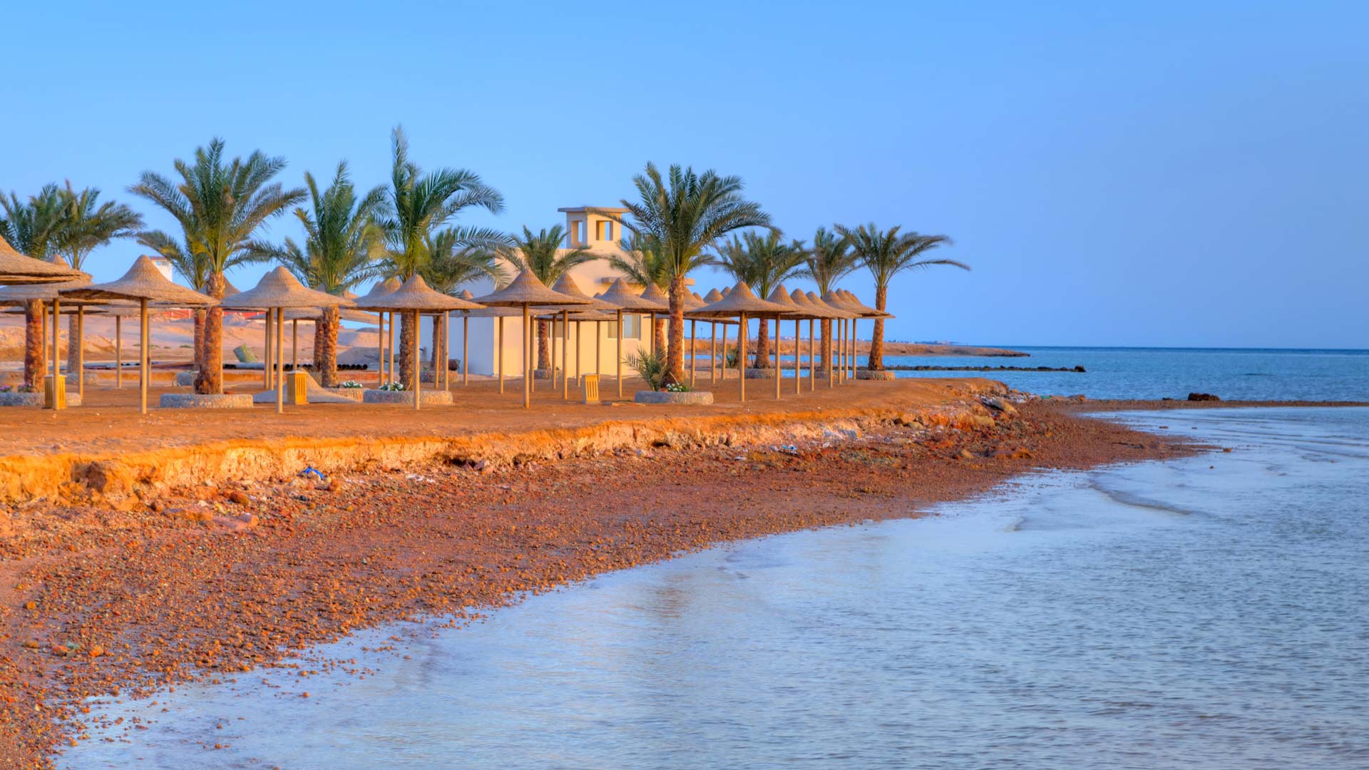 egyptian-parasols-on-the-beach-red-sea-hurghada