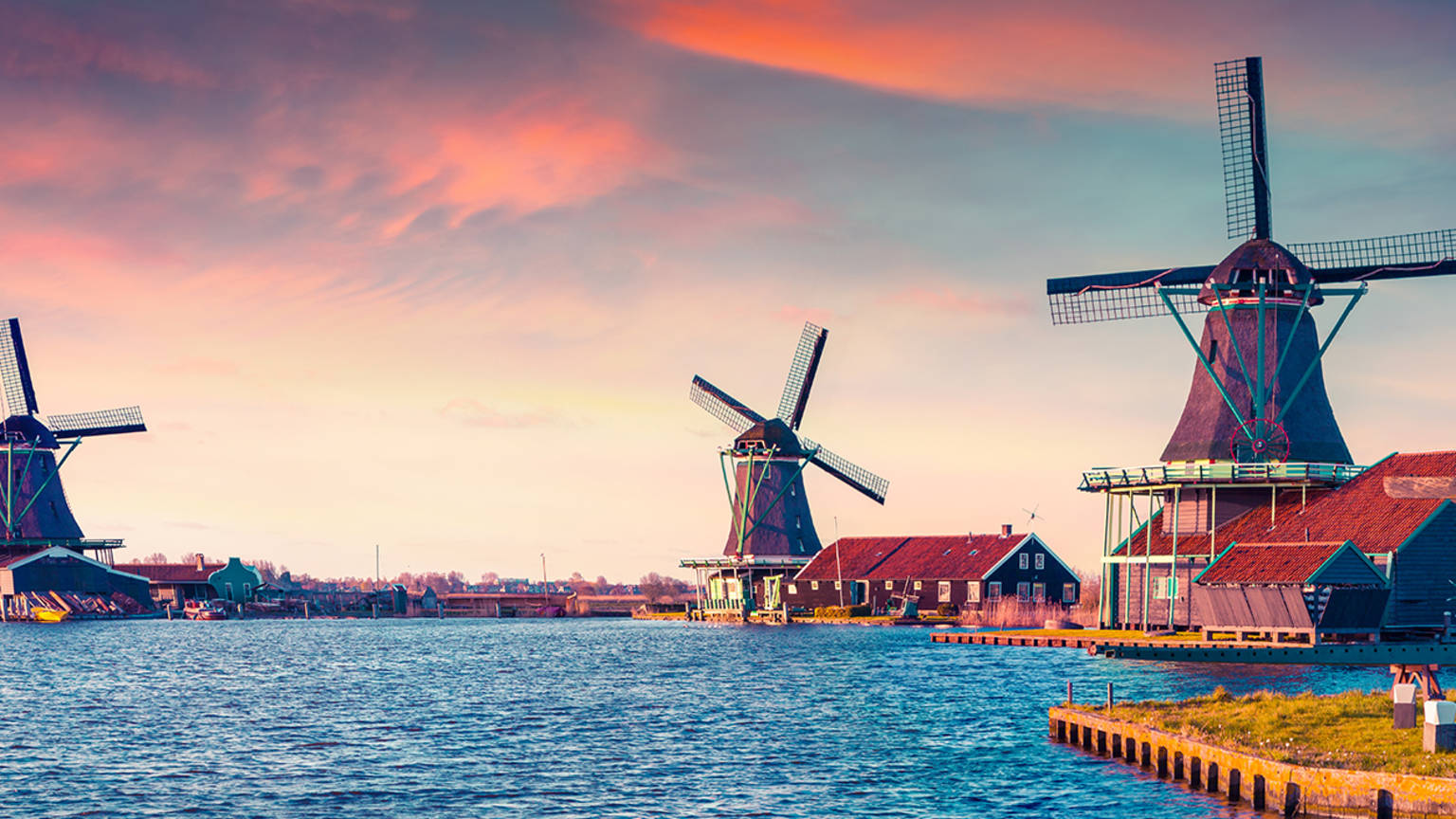 listing-page-banner-explore-like-locals-amsterdam