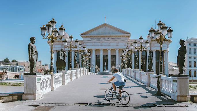 guided-tour-of-skopje-included-experience